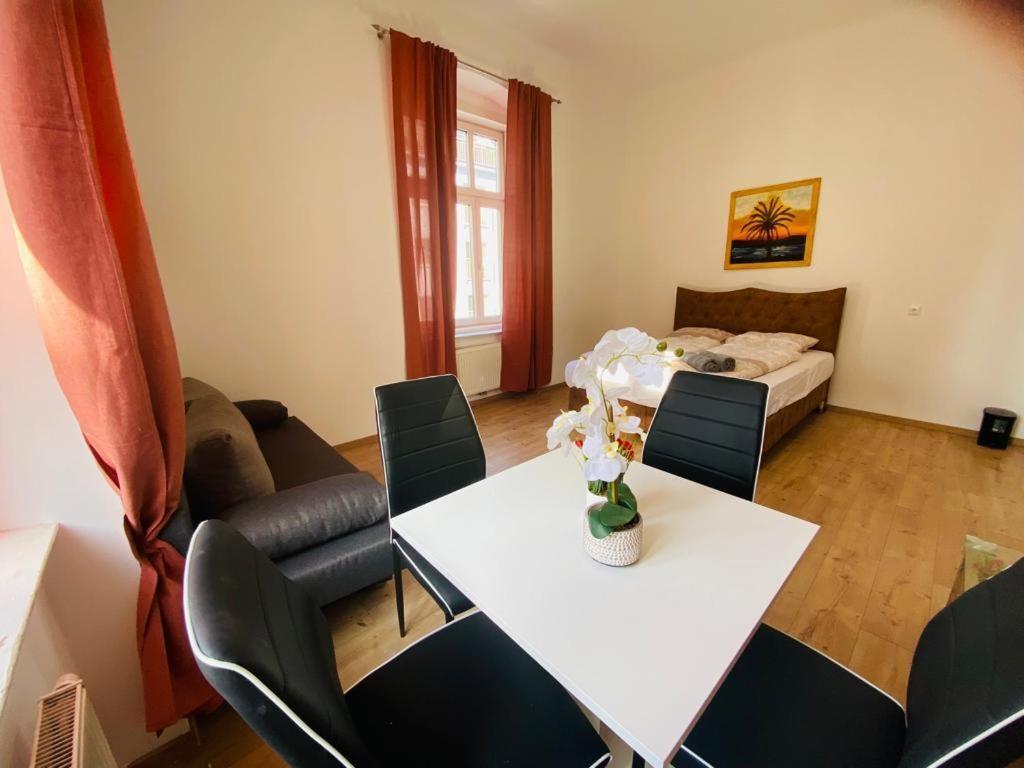 Quad-Room Near Prater Stern Wien Ngoại thất bức ảnh